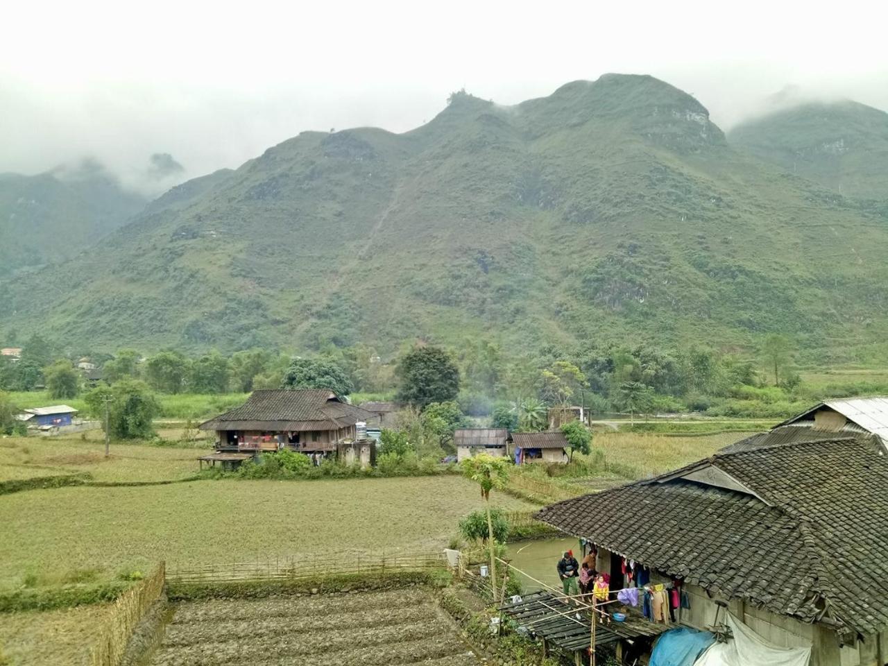 Hang Thuong Hostel Ha Giang Exterior photo